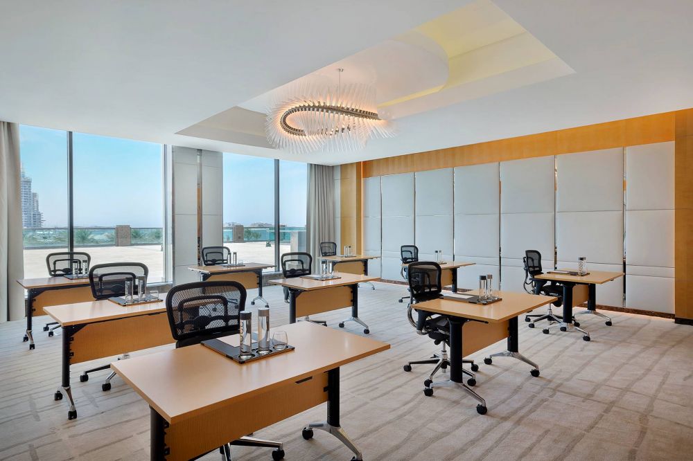 Hilton Dubai Palm Jumeirah 5*