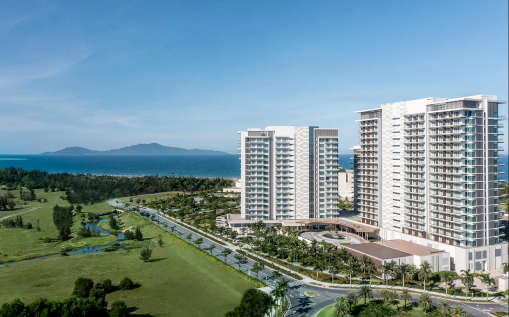 New World Hoiana Hotel 5*