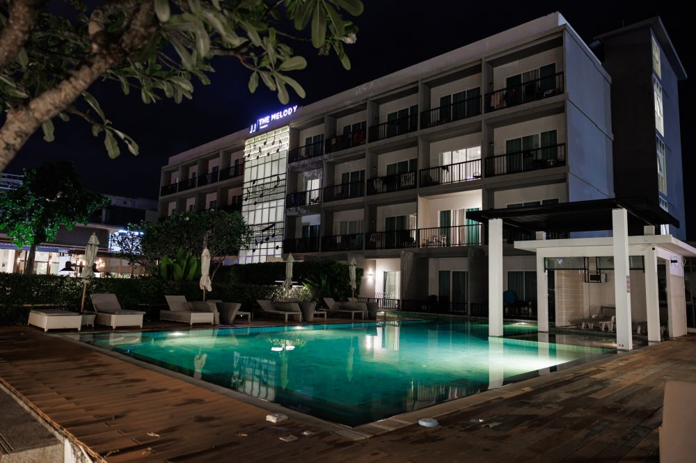 The Melody Phuket 4*