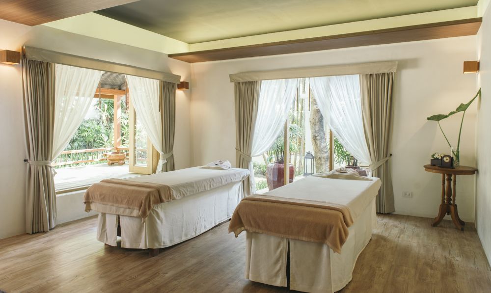 Chaweng Regent Beach Resort 4*