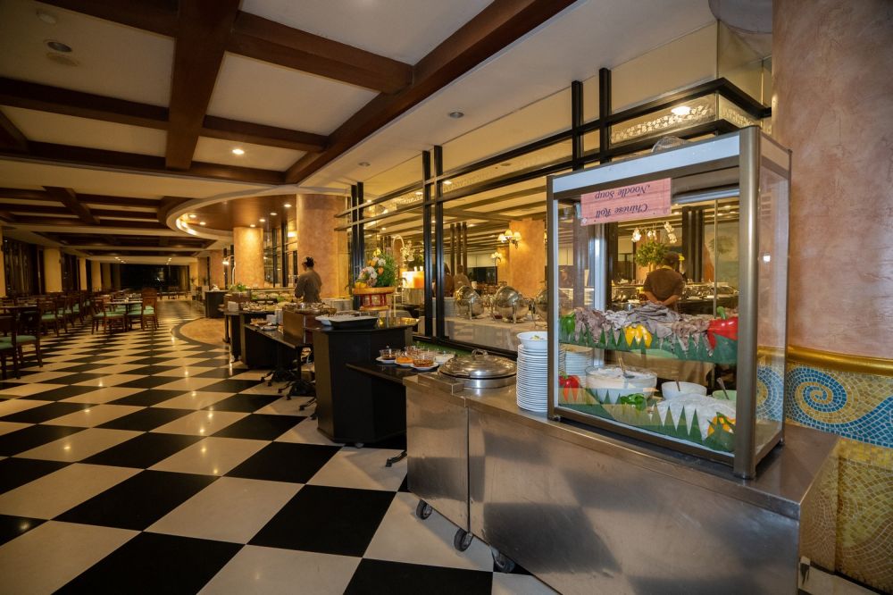 Long Beach Garden Hotel & Pavillons 4*