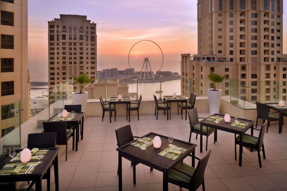 Sheraton The Walk, Dubai (ex. Delta Hotels by Marriott Jumeirah Beach) 4*