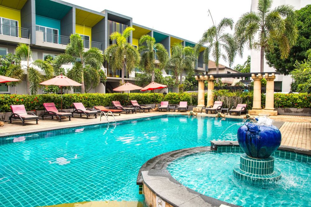 Lantana Hotel & Resort 4*