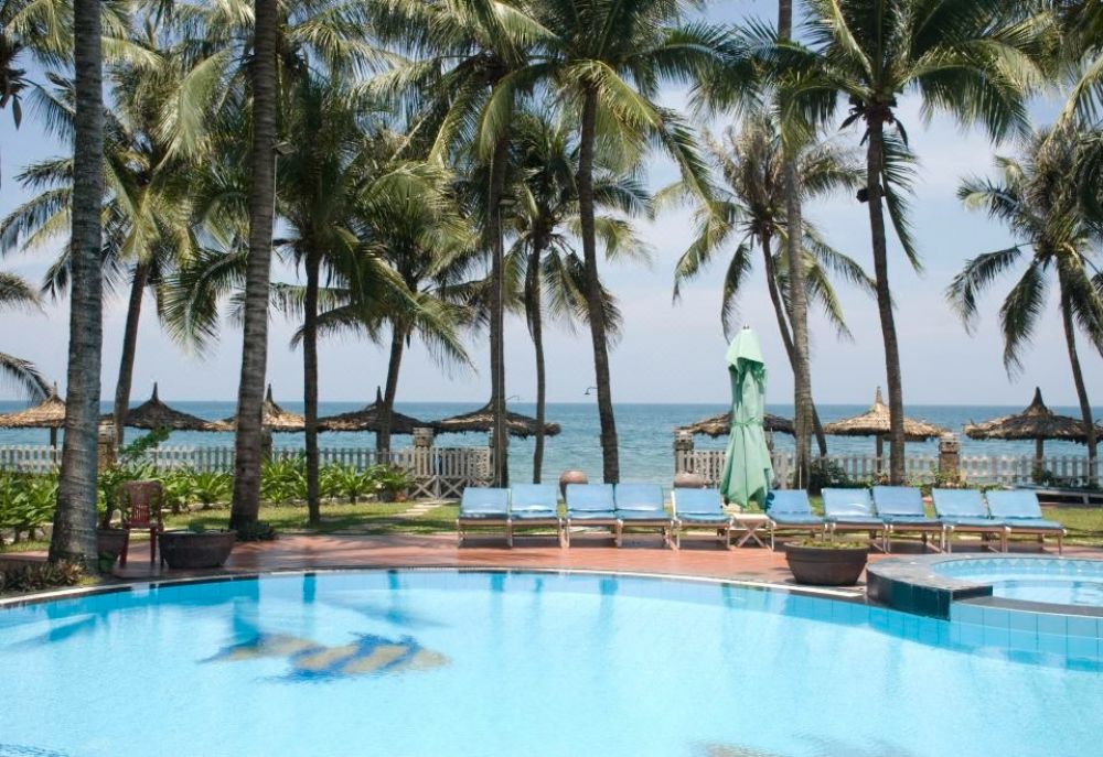 Canary Beach Resort 3*