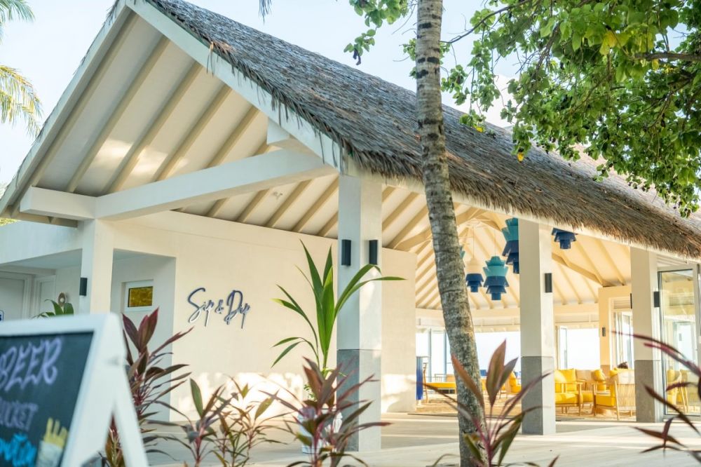 Eri Maldives (ex. Eriyadu Island Resort) 4*