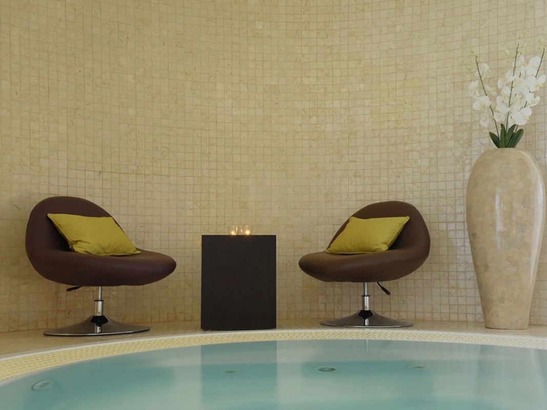 Yas Plaza Mangroves by IHG (ex. Radisson Blu Abu Dhabi Yas Island) 5*