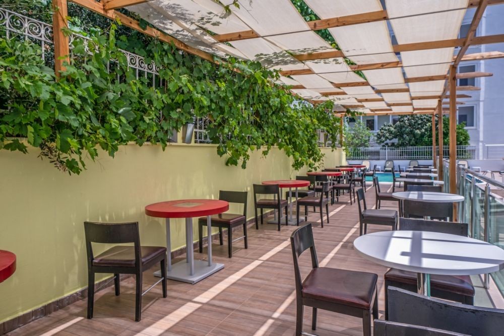 Limoncello Cleopatra Hotel 3*