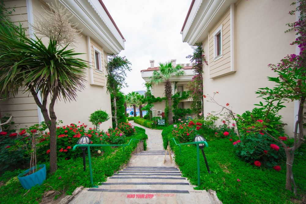 Yel Holiday Resort 3*