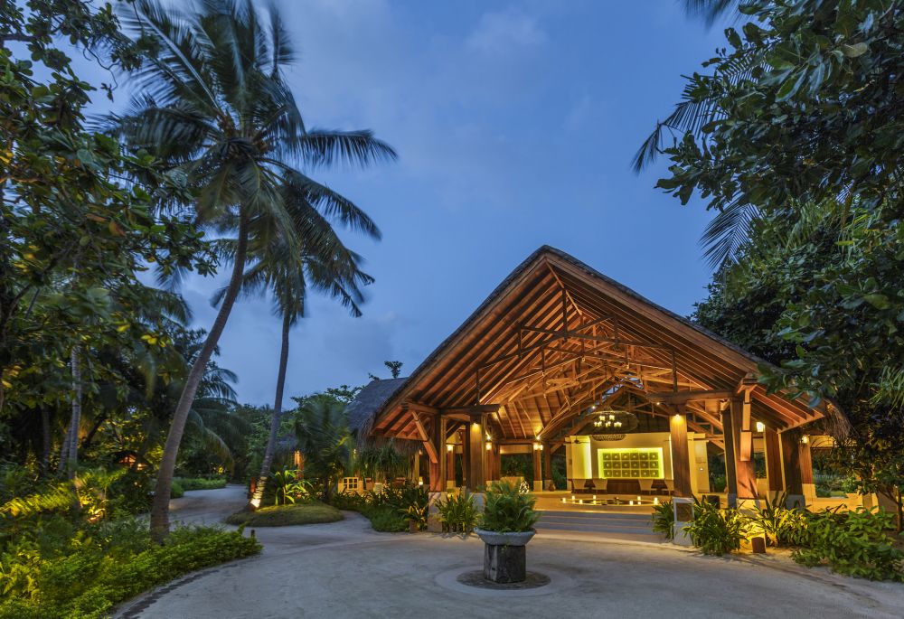 Dusit Thani Maldives 5*