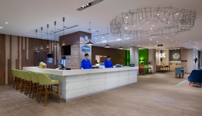 Hampton by Hilton 3*