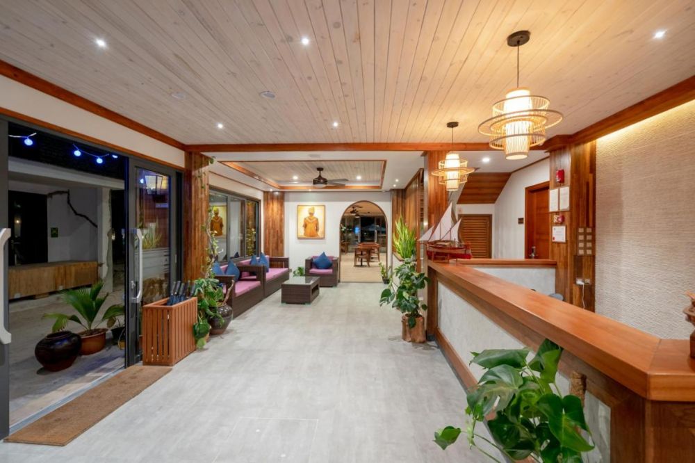 Ayala Ocean View 2*