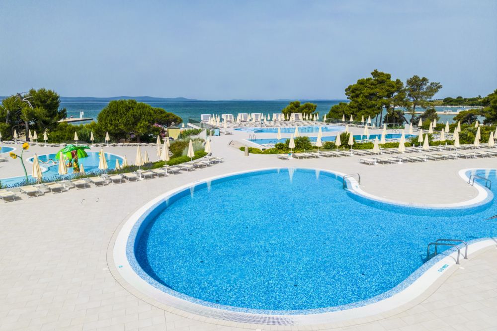 Zaton Holiday Resort 3*