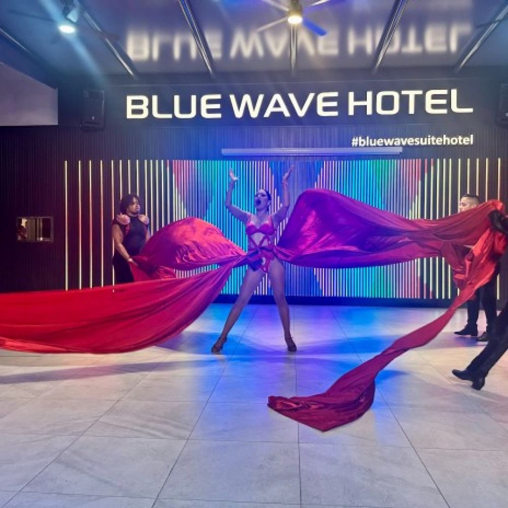 Blue Wave Hotel 4*