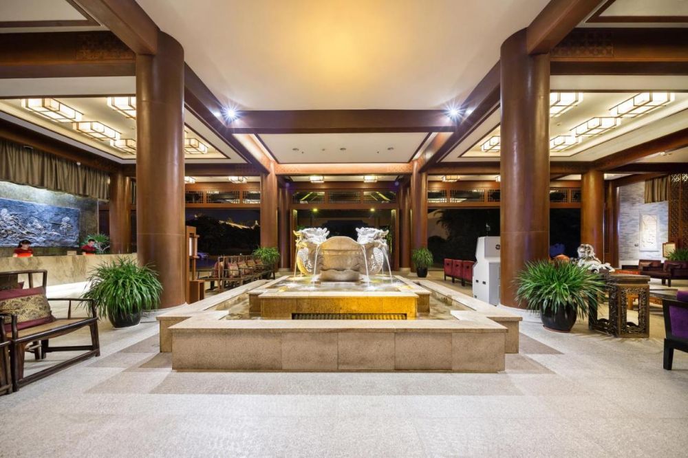 Swissotel & Grand Mercure Sanya Yalong Bay 5*