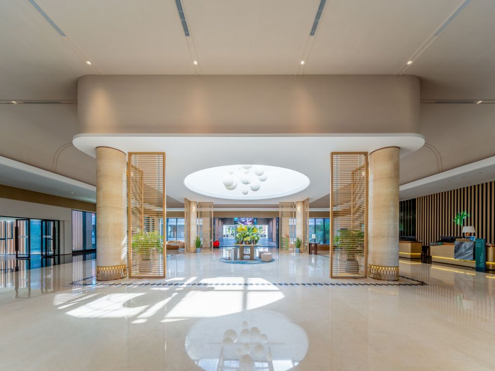 Holiday Inn Hainan Xiangshui Bay 5*