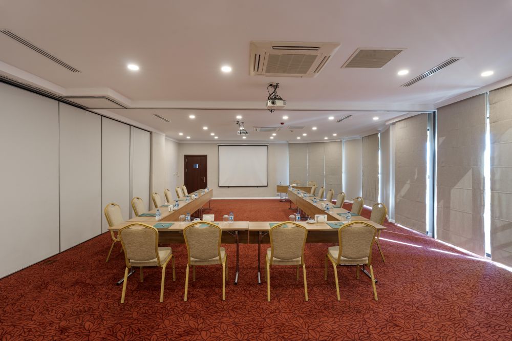 Limak Arcadia Golf & Sport Resort 5*