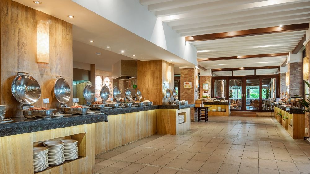 Mangrove Tree Resort Yalongbay 5*