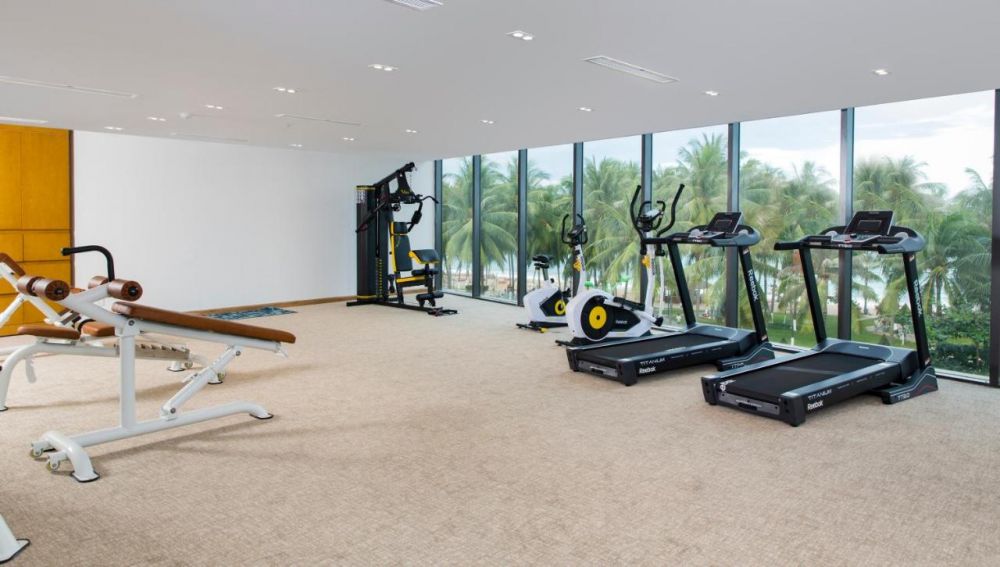 Star City Hotel & Condotel Beachfront Nha Trang 4+