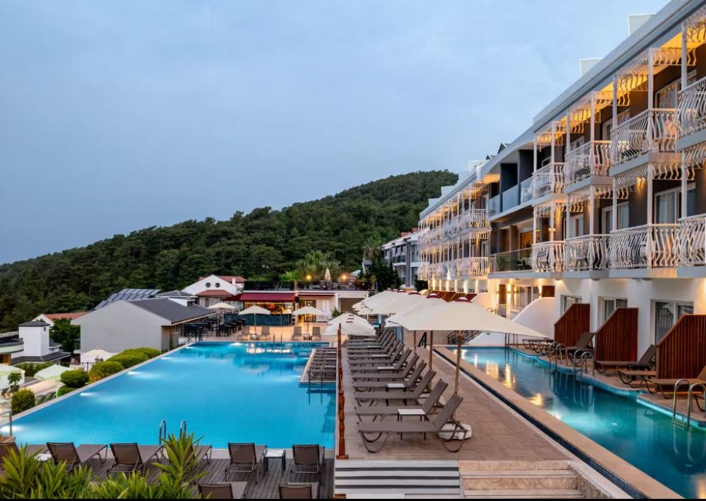Ramada By Wyndham Oludeniz 4*