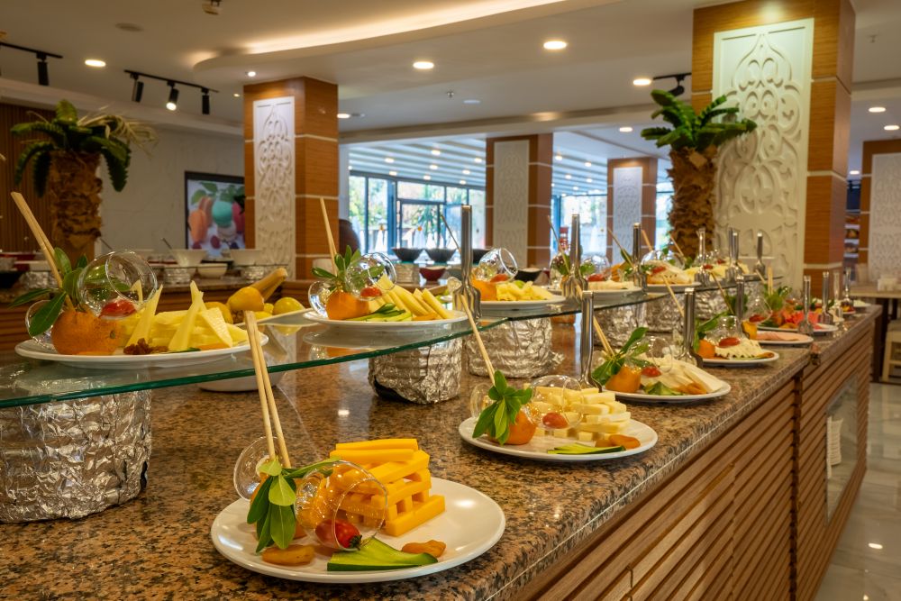Club Aqua Plaza Hotel 5*