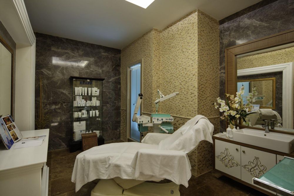 Crystal Admiral Aqua Collection (ex. Crystal Admiral Resort Suites & Spa) 5*