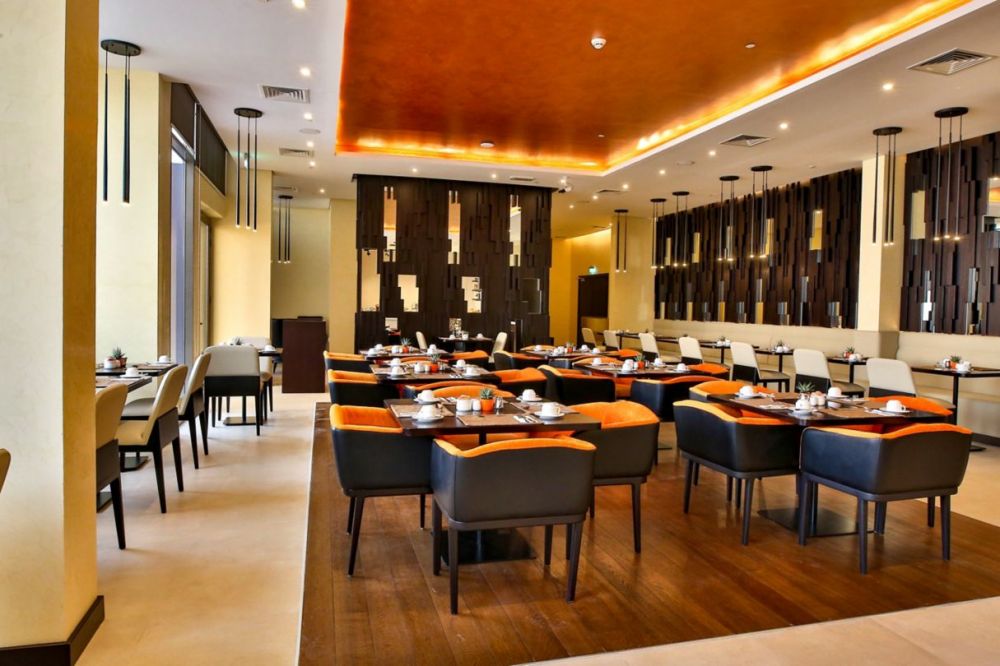 Four Points By Sheraton Production City Dubai (ex.Occidental Dubai Production City) 4*