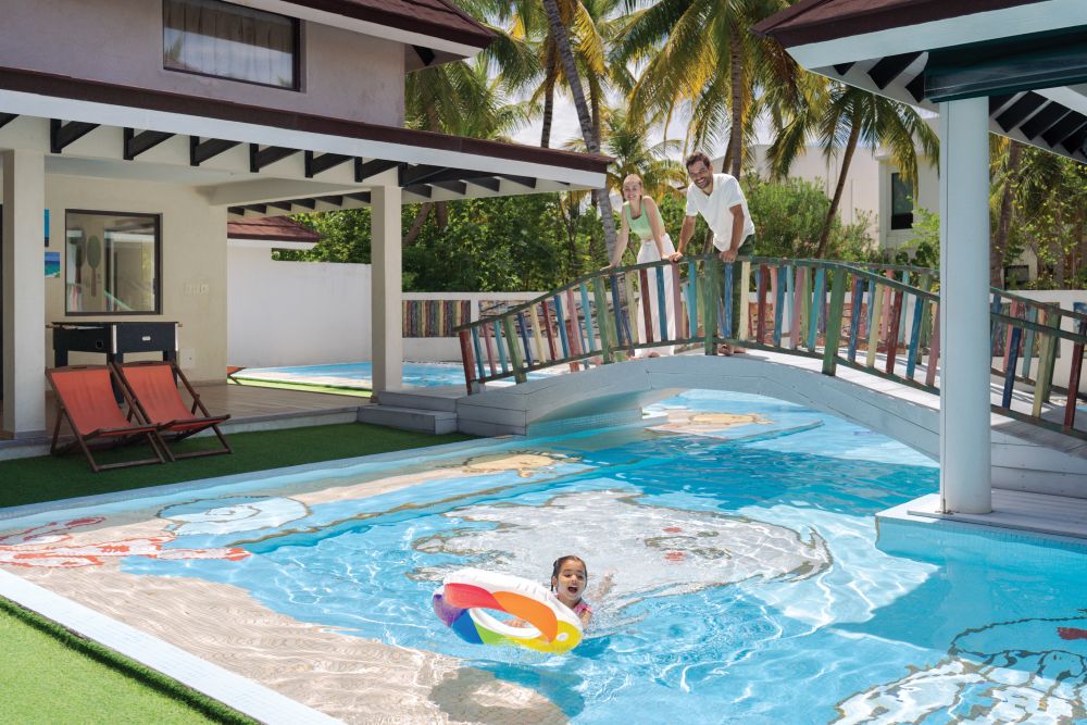 OBLU Xpereince Ailafushi 4*
