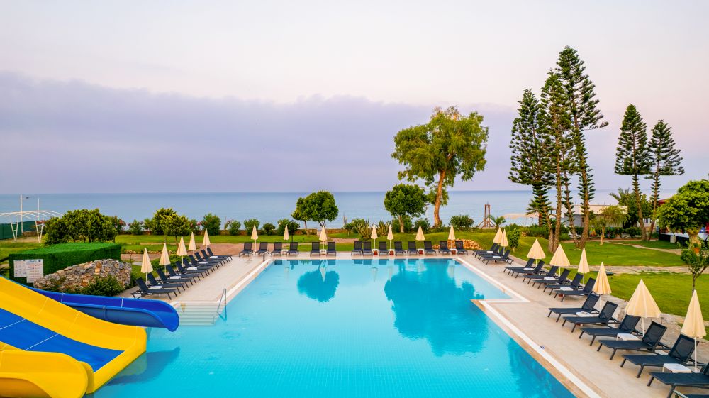 Senza Sunset Beach Hotel 5*