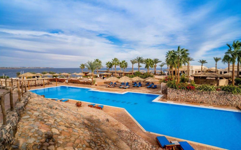 Club Reef Hotel 4*