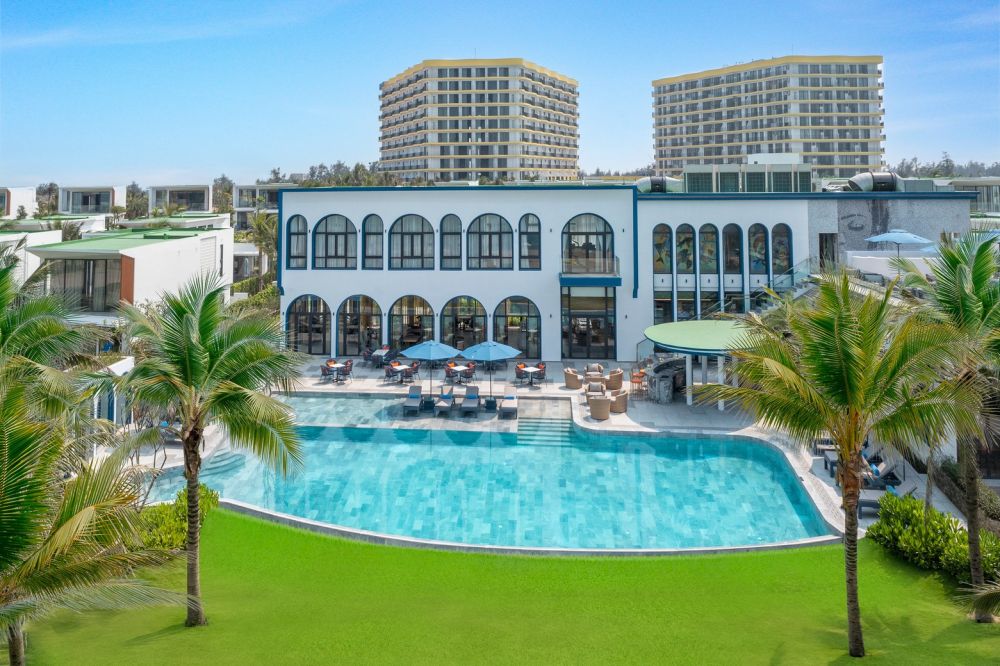 Wyndham Hoi An Royal Beach Resort & Villas 5*