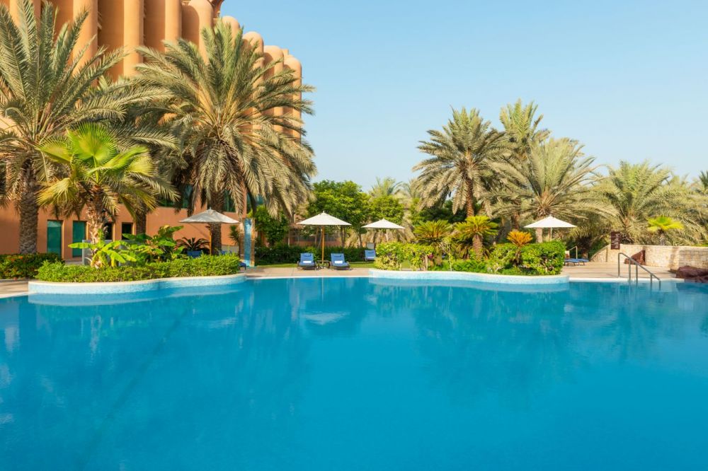 Sheraton Abu Dhabi Hotel & Resort 5*