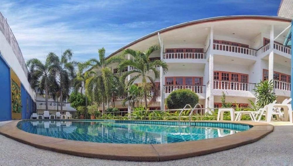 Neptuna Hotel 3*