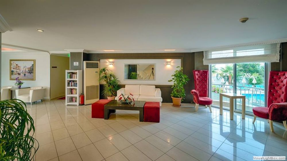 Akalia Suite Hotel 4*
