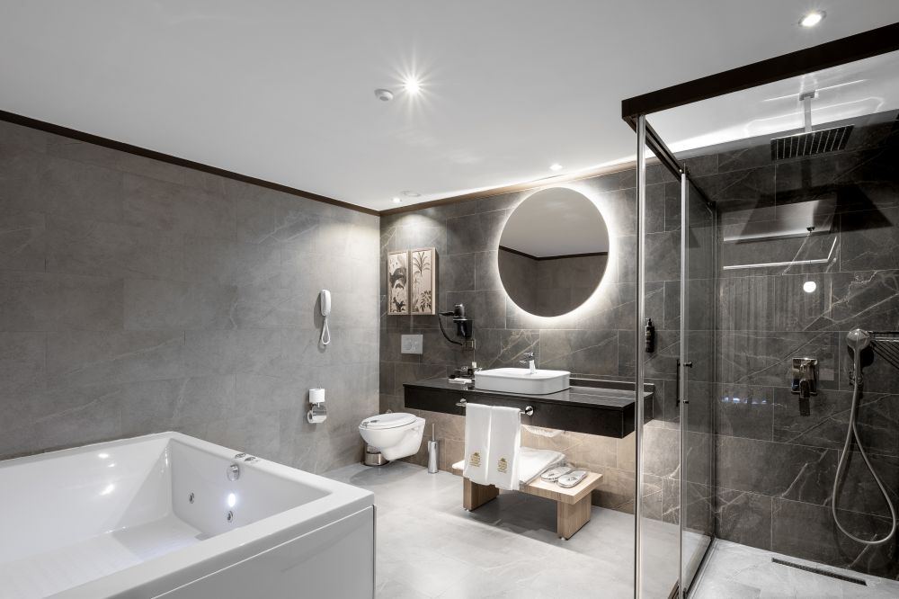 Junior Suite Room, Utopia World Hotel 5*