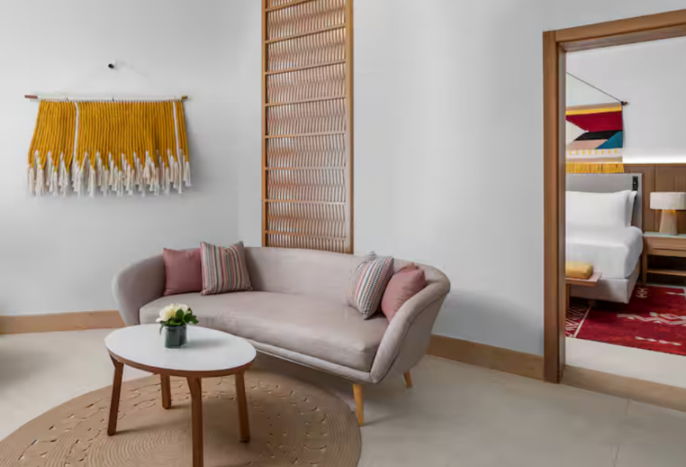 Beachside Premium Suite PV/SV, Doubletree By Hilton Sharm Bay Resort Mountain Side 4*