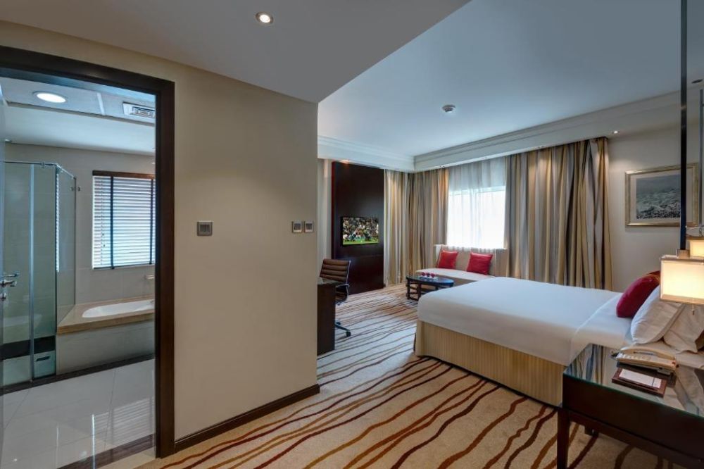 Guest Room, Radisson Blu Hotel Barsha Heights (Ex. Media Rotana) 5*