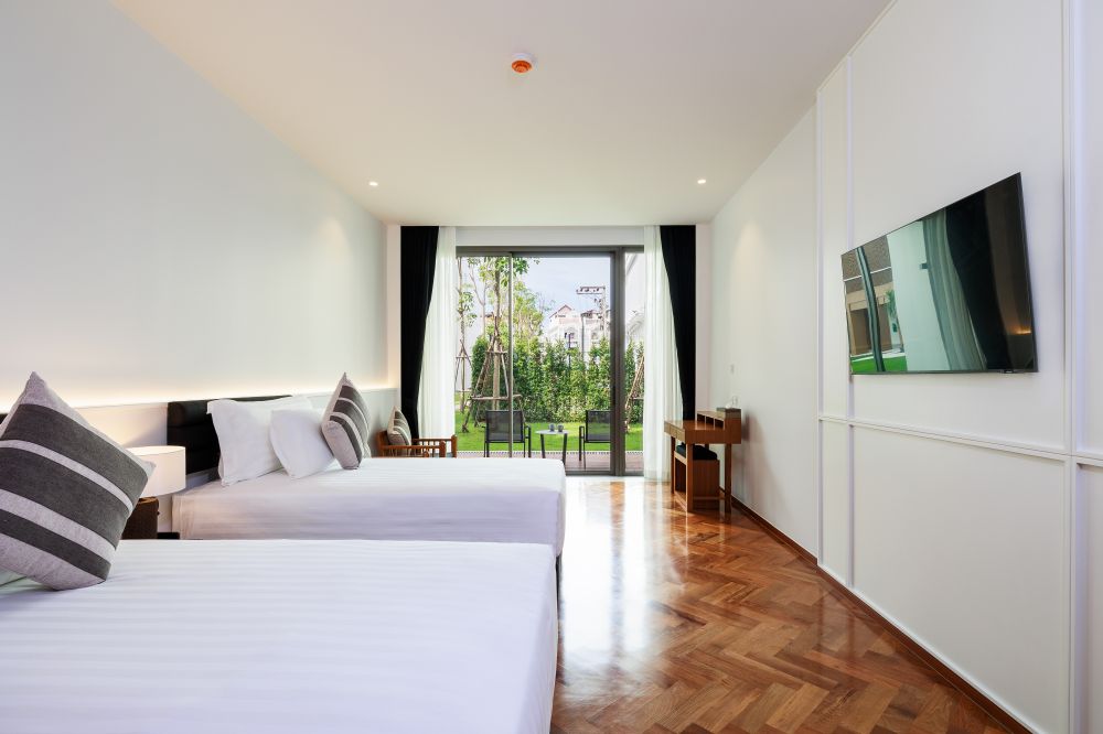 Superior, Patong Beach Hotel 4*