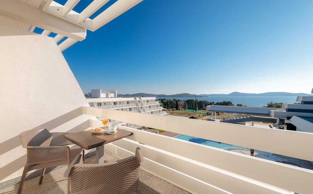 DOUBLE ROOM SEA VIEW, Hotel Olympia 4*