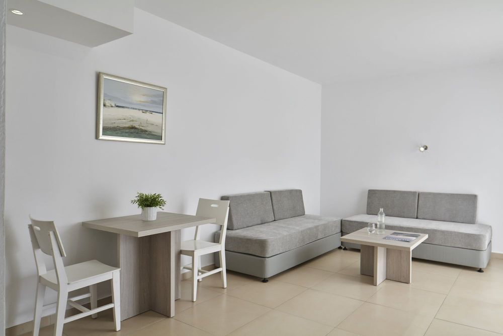 One-Bedroom With Garden View, MarisMare Apartments 2*