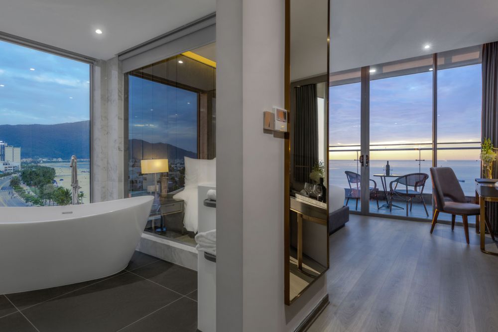2 Bedroom Residence Ocean, Le Sands Oceanfront Da Nang 4*