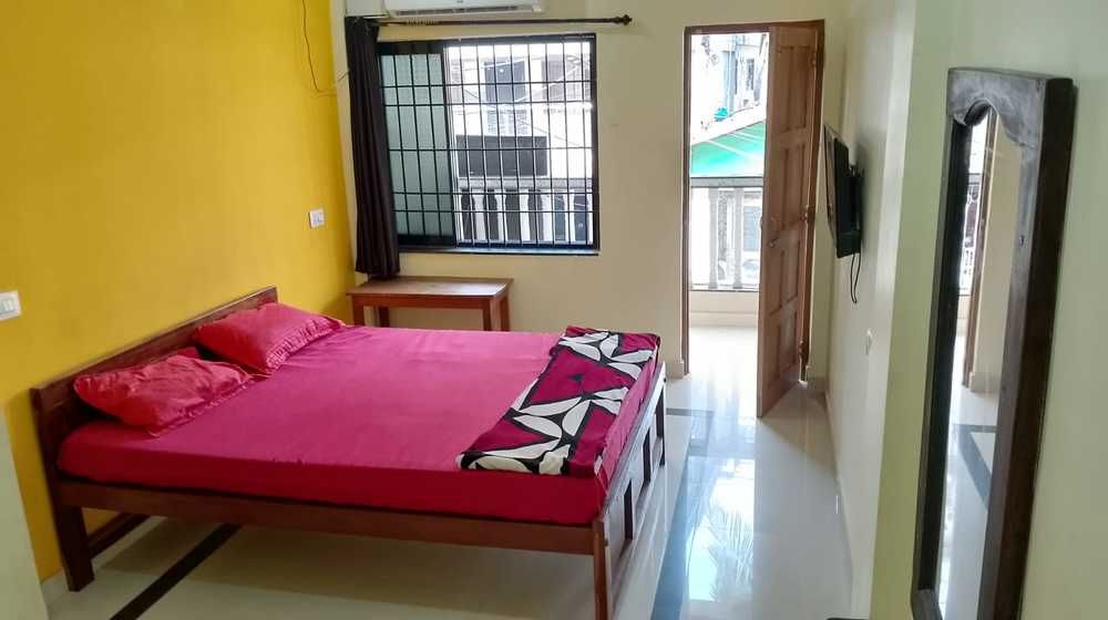 Deluxe AC, Prakash Holiday Inn (ex. Rishi House) 2*
