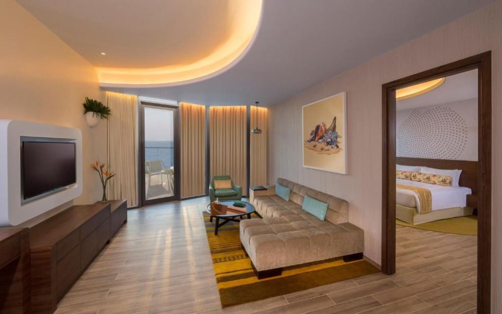 Deluxe Suite One Bedroom with Balcony, Partial Palm Sea View and Club Lounge Access, The Retreat Palm Dubai Mgallery By Sofitel 5*