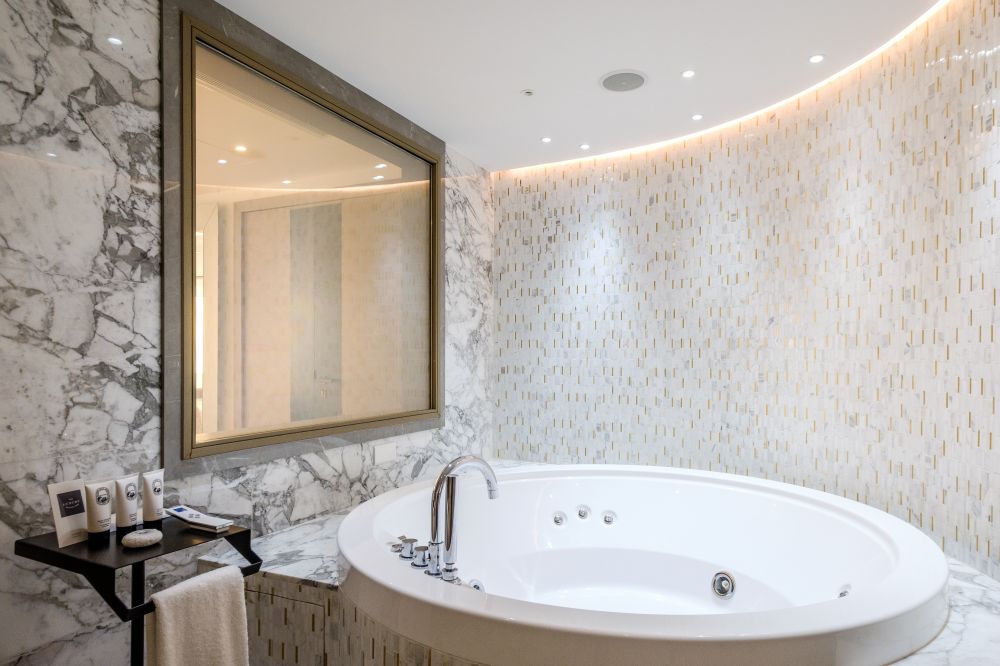 The Diamond Sea View Suite with private pool, Parklane, a Luxury Collection Resort & Spa 5*