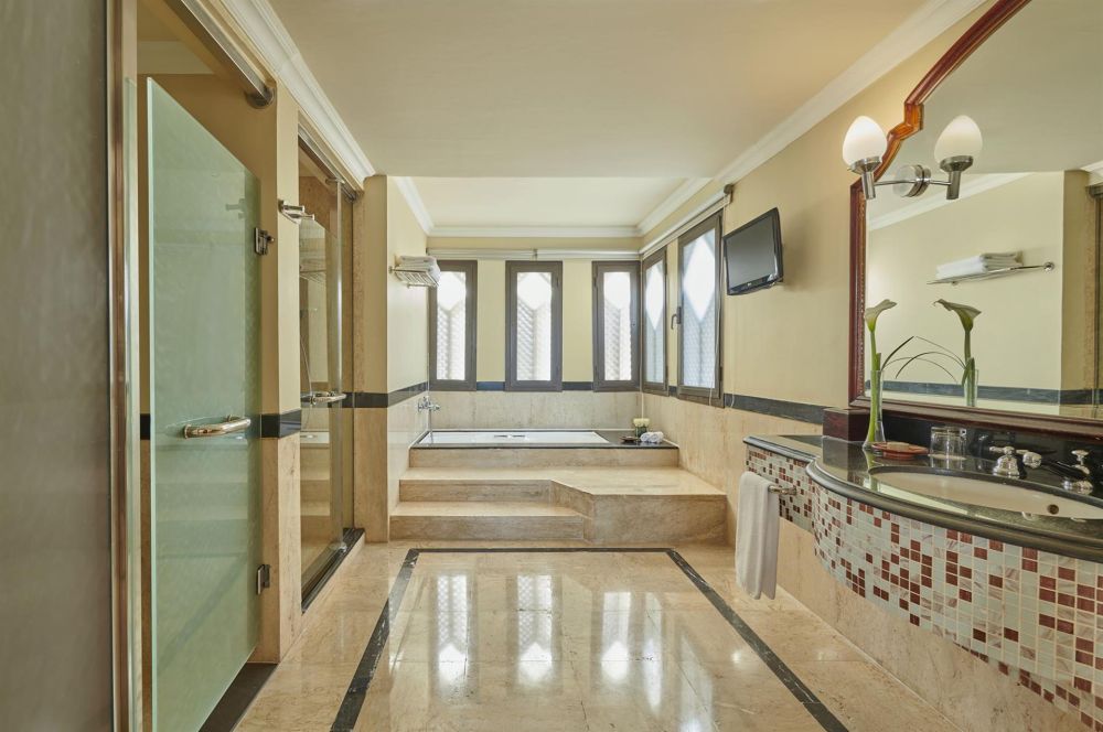 Regency Suite, Park Regency (ex. Hyatt Regency) 5*