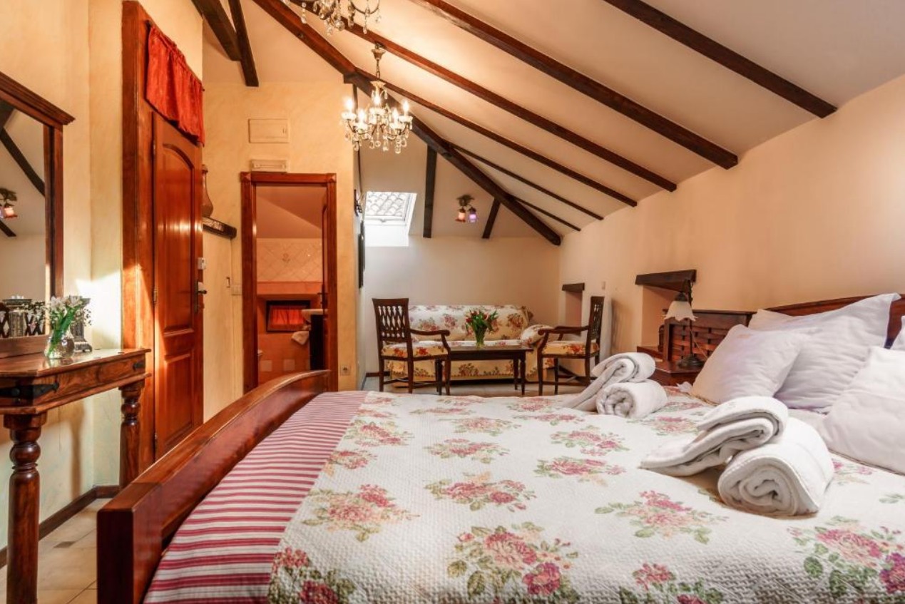 Studio, Monte Cristo 4*