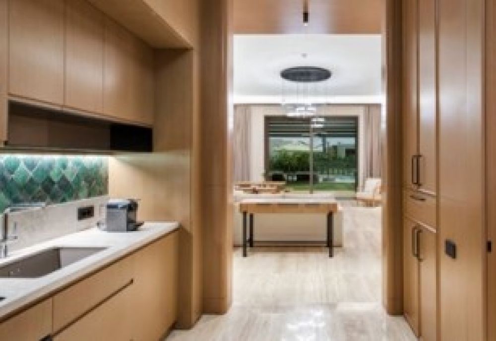 Amber Lagoon Villa, Regnum The Crown 5*