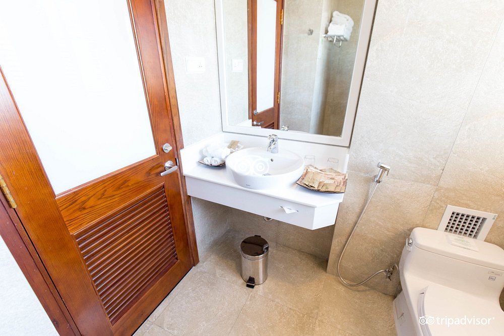 Family Executive, Green World Hotel Nha Trang 4*