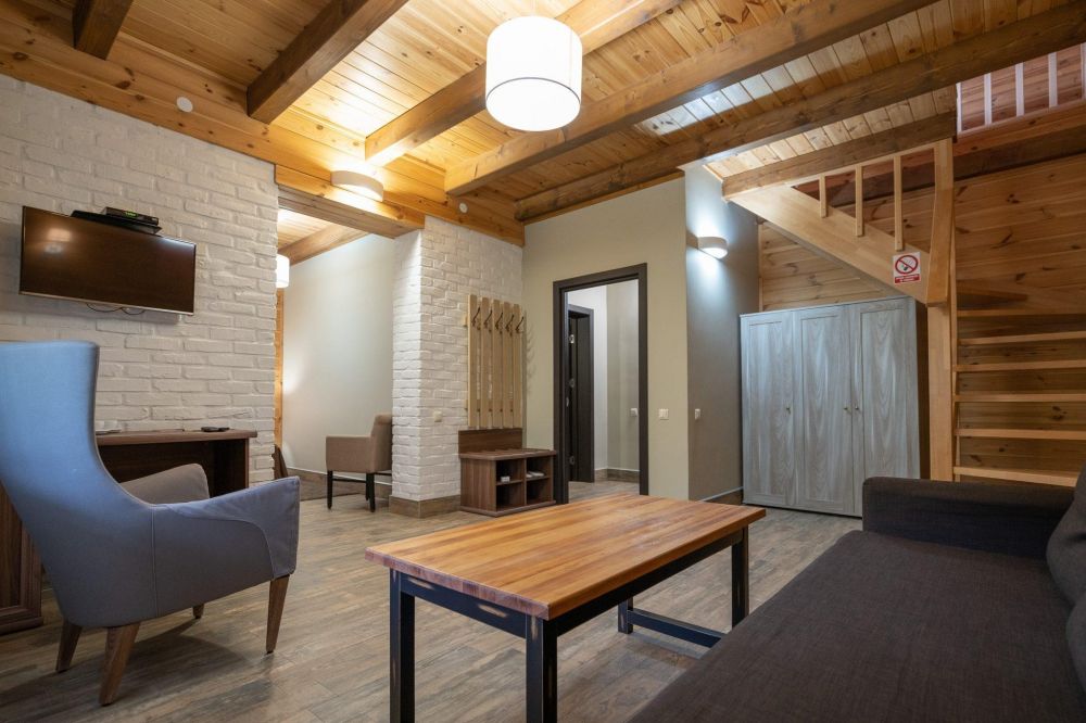 3-room Two-level Suite (Vita Lake Hotel), Озеро Vita 