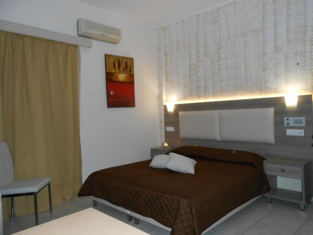 Standard Room, Voula Hotel 3*