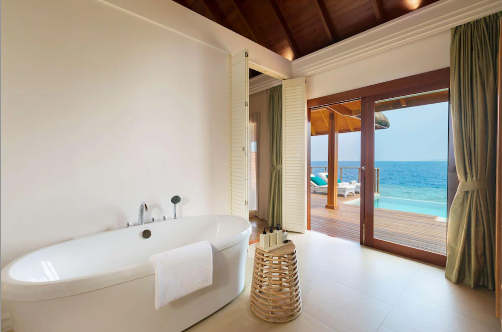 Waterfront Pool Villa, Dusit Thani Maldives 5*